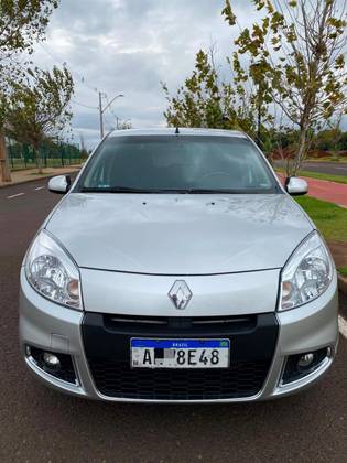 RENAULT SANDERO 1.6 PRIVILÉGE 16V FLEX 4P MANUAL RENAULT SANDERO 1.6 PRIVILÉGE 16V FLEX 4P MANUAL
